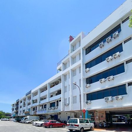 Oyo 89540 B Hotel Penang Bayan Lepas Exterior photo