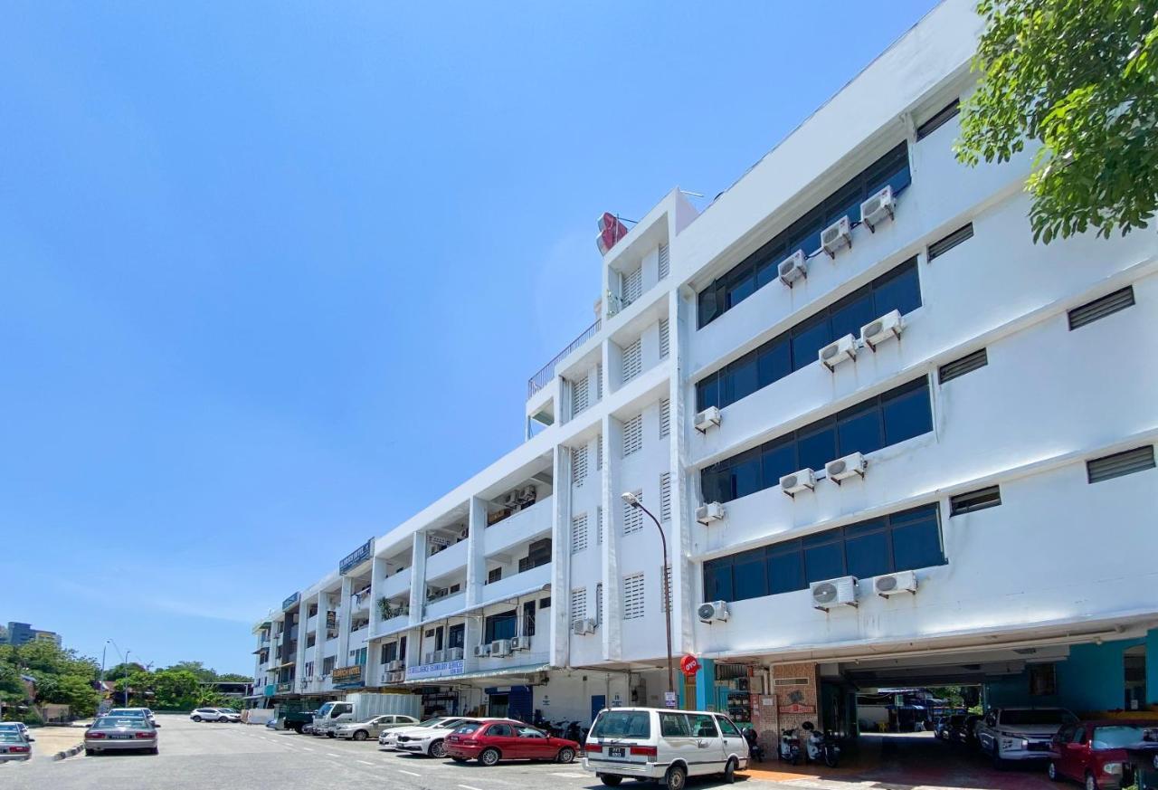 Oyo 89540 B Hotel Penang Bayan Lepas Exterior photo